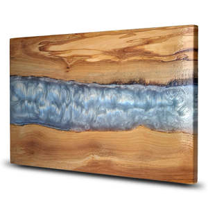 Plateau de service rustique en bois d'acacia et résine, fait main, durable, planche à découper pour charcuterie, fromages, pains artisanaux, fruits - Product Image 2