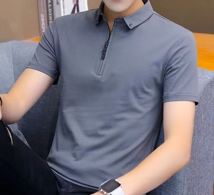 เสื้อยืดแขนสั้นผู้ชายแบบมีซิป ดีไซน์ทันสมัย รับออกแบบโลโก้ตามสั่ง (OEM) เสื้อโปโลผู้ชายผ้าบางสำหรับฤดูร้อน - Product Image 1