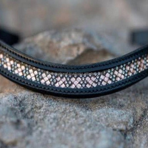 แถบคิ้วหนังม้าทำจากหนังแท้สีดำตกแต่งด้วยคริสตัลหลากสี - Product Image 5