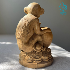 Exclusiva Estatua del Zodiaco Asiático en Madera de Agar, Escultura Feng Shui - Estatua de Mono, Decoración Compacta para Mesa de Salón - Product Image 2