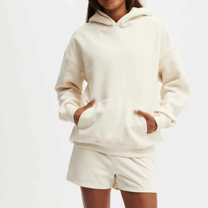 Sweat à capuche long oversize pour femme, tendance streetwear, coupe décontractée, en velours doux, logo frontal, hiver, personnalisable, écoresponsable - Product Image 5