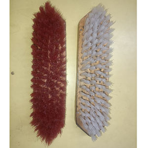 SE VENDE CEPILLOS DE MADERA PARA CABALLOS CEPILLOS PARA CUIDADO DE CABALLOS Y GUANTES DE GOMA PARA EL CUIDADO DE CABALLOS EN DÓLARES 4 SE ACEPTA TARJETA DE CRÉDITO - Product Image 4