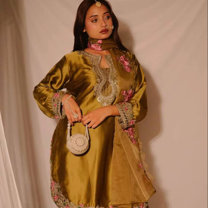 Ramdev Trading Kurta para Mujer, Estilo Moderno, de Secado Rápido, en Satén Japonés, para Bodas, Diwali y Fiestas - Product Image 1