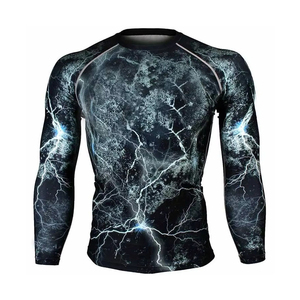 บริการรับผลิตเสื้อรัดกล้ามเนื้อแบบ OEM สำหรับผู้ชาย แขนสั้น คอกลม สำหรับฝึกซ้อมต่อสู้ ออกกำลังกาย พร้อมออกแบบลายตามสั่ง - Product Image 1