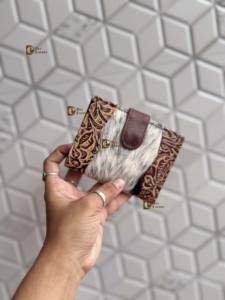 Cartera de mano de piel de vaca con estilo para mujer, carteras pequeñas occidentales multiusos, cuero tallado a la moda, gran oferta, novedad - Product Image 2