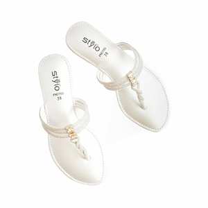 Silver Fancy Chappal FN0785 Vestidos de cóctel elegantes - Product Image 1