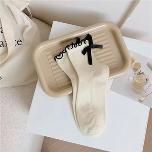 Chaussettes courtes blanches pour femmes JZVINA avec nœud décoratif, antidérapantes, respirantes, en coton, pour un usage quotidien, style élégant - Product Image 4
