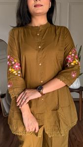 Most Selling Designer Cotton Taj <b>Kurti</b> with Lightweight Fabric for Comfortable Summer Wear and Office Styling Available For Sale - Product Image 3