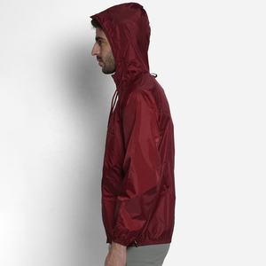 Fabricants de vente en gros Vestes imperméables à la pluie Veste de pluie anti-tempête respirante d'extérieur légère et écologique pour unisexe - Product Image 4