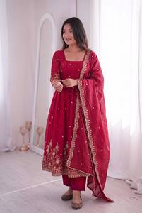 Vestido de Mujer TENNECY con Dupatta, Bordado Moti, Reversible, de Secado Rápido, Antiarrugas, Largo hasta el Tobillo, Corte Regular, para Todas las Temporadas, Ideal para Fiestas - Product Image 2