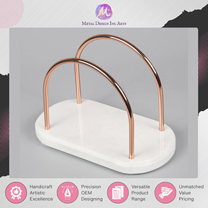 Offre Spéciale sur un Porte-Serviettes en Marbre Blanc de Qualité Supérieure et Fil de Fer Forgé à un Prix Exceptionnel - Product Image 2
