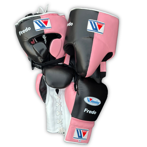 Ensemble de boxe personnalisé pour entraînement et sparring, en cuir de vachette, avec gants à lacets, protège-tête et protège-guêtres, fournisseur OEM de boxe professionnelle - Product Image 1