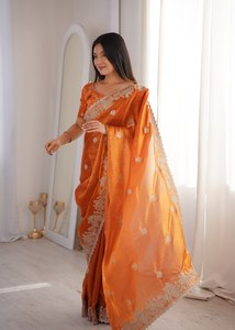 Sari en soie orange avec broderie dorée à pois, chemisier à col rond, tenue élégante pour toutes les occasions, toutes saisons - Product Image 1