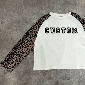 เสื้อยืดแขนยาวลำลองสำหรับผู้ชายเสื้อครอปแขนแร็กแลนพิมพ์ลายเสือดาวออกแบบได้ตามต้องการผลิต - Product Image 3