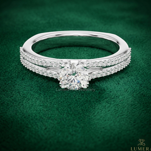 Bague de fiançailles en diamant de laboratoire rond certifié IGI, à double sangle pavée de diamants, en or blanc 9K, 10K, 14K, 18K pour femme - Product Image 1