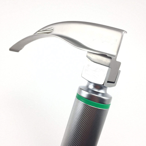 Nouvel arrivage : Laryngoscope manuel en acier inoxydable à fibre optique Macintosh, 4 lames, kit de diagnostic, garantie 3 ans, réutilisable MADRIQ - Product Image 3