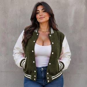 Veste universitaire pour femme, veste en cuir style Letterman, veste bomber courte, veste de baseball à boutons pression, cadeau pour elle - Product Image 5