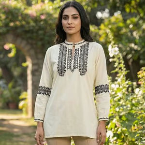 Kurti corto bordado de rayón pesado para mujer - Product Image 1