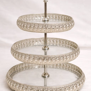 Support à gâteau 3 étages en argent allemand JM INTERNATIONAL JM-005119, style bohème en métal - Product Image 1