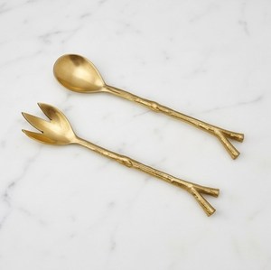 Juego de servir ensaladas Golden Branch Design con cuchara y tenedor para decoración de mesas de boda y uso en cenas formales - Product Image 1