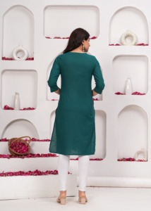 <b>Women</b> Green Solid Kurti Ethnic Casual Wear Kurti, Straight Kurti , Trendy Kurti , New <b>Kurta</b> - Product Image 2