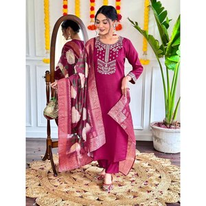 Conjunto de Fiesta Elegante y Ecológico de Diseñador, Top y Pantalón con Dupatta, Talla XL, Manga Tres Cuartos - Product Image 4