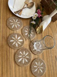 Sous-verres perlés faits à la main, sous-verres bohèmes avec support en polyester (4x4 pouces) - Product Image 3