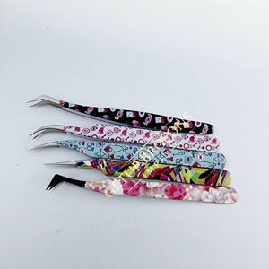 Extensiones de Pestañas de Volumen de 90 Grados con Aislamiento Antimagnético y Antiestático, Punta Plateada de 10mm con Revestimiento de Papel, Acero Inoxidable - Product Image 1