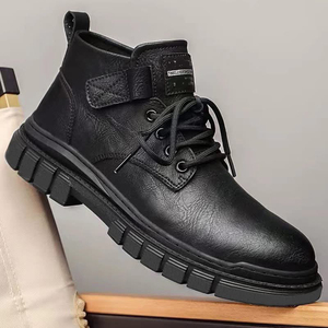 Botas de Cuero Genuino para Hombre Hechas en Fábrica de Bangladesh, Personalizadas OEM, con Punta Redonda, Cordones y Suela de Goma Antideslizante - Product Image 3