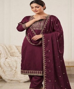 Tenue ethnique traditionnelle pour femmes avec dupatta dessinée à la main, style décontracté, Inde Pakistan, coupe régulière 85574 BLUE STAR- BS:-162 - Product Image 1
