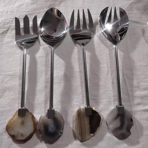 Ensemble de couverts de haute qualité, fabriqué en acier inoxydable et résine de haute qualité, idéal pour toutes les occasions - Product Image 3