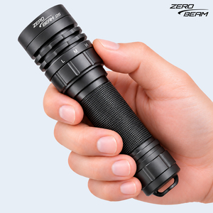 Linterna de Buceo Recargable ZEROBEAM D5 de 3100 Lúmenes, 11W, IK10, Compacta, de Aluminio, Resistente al Agua IPX8 hasta 100m, Alcance de 340m - Product Image 1