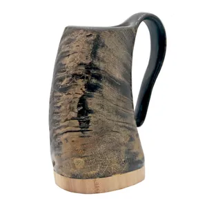 Jarra de Cerveza Vikinga Hecha a Mano con Asa Natural de Lujo, Capacidad de 0.5L - Product Image 4