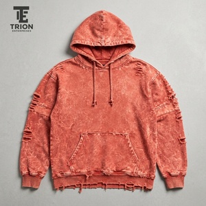 Sweat à capuche tendance pour femme, effet vieilli, toucher molleton doux, coupe décontractée et détails audacieux pour le quotidien - Product Image 4