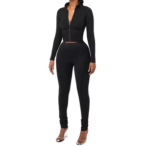 Ensemble de survêtement pour femmes pour l'automne et l'hiver, style décontracté avec sweat à capuche et pantalon, tenue confortable en deux pièces - Product Image 6