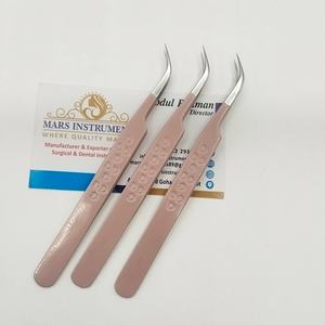 Pinzas Curvas de Aislamiento con Diseño de Corazón para Extensiones de Pestañas, Agarre Perfecto, Pinzas de Acero Inoxidable - Product Image 4