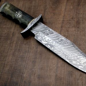 Couteau de chef Bowie avec étui en cuir, option OEM, lame en acier Damas, manche en bois Pakka noir, garantie de 3 ans - Product Image 1