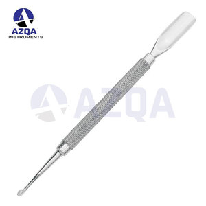 Pousse-cuticules et nettoyeur d'ongles double extrémité en acier inoxydable avec poignée texturée pour manucure et soin des ongles professionnels - Product Image 4