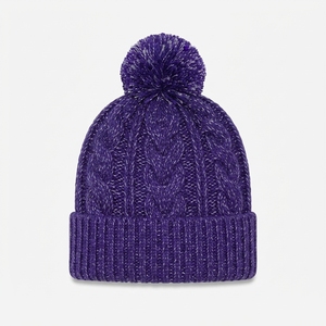 Bonnet en tricot torsadé violet personnalisé, chaud pour l'hiver, avec revers et pompon, et logo brodé - Product Image 2
