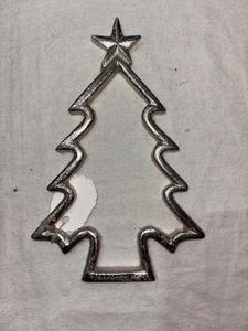 Ornement de Noël suspendu en aluminium, fait main, écologique, durable, design classique, finition métallique, pour intérieur - Product Image 4