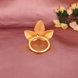Anillo de Moda Ajustable de Latón Chapado en Oro con Forma de Hoja Clásica de Diseñador para Mujer, Lote al por Mayor de 25 Pares para Boda y Compromiso - Product Image 3