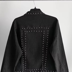 Chaqueta Vaquera con Pedrería para Hombre, Estilo Vintage y Urbano - Product Image 2