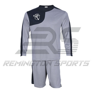 Uniformes de Fútbol Personalizados al por Mayor de Fábrica - Camisetas de Fútbol con Diseño Gratuito, Uniformes de Fútbol de Alta Calidad - Product Image 3