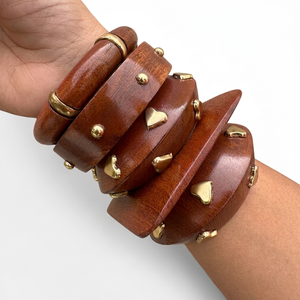 Bracelets en bois faits à la main avec incrustations en laiton, bijoux durables en bois de Sheesham, bracelets ethniques bohèmes avec bordure en laiton pour femmes - Product Image 1