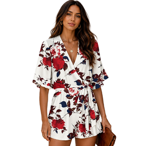 Combinaison pour femme avec broderie florale, col en V, manches courtes, coupe ample, ceinture, décontractée, printemps-été, vente en gros, vêtements pour femme - Product Image 1