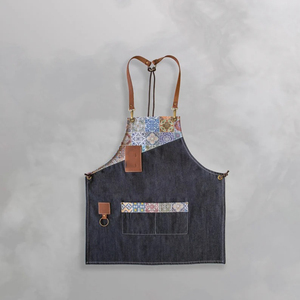 Tablier en toile à bretelles croisées en cuir réglables, avec logo personnalisé, pour uniforme professionnel de l'hôtellerie, avec poche pour outils de nettoyage, vêtement de personnel - Product Image 1