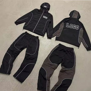 Ensemble de survêtement coupe-vent personnalisé pour homme, style baggy, en polyester et nylon, idéal pour le jogging - Product Image 1