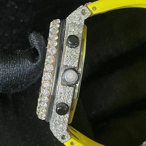 Splendid Gift Jewelry Montre à quartz analogique pour homme avec strass, boîtier rond, chronographe en cristal de saphir, luxe, 45 mm - Product Image 4