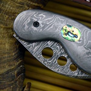 Couteau de chasse en acier de Damas, lame en forme de pied de mouton avec incrustation d'ormeau, manche personnalisé, fabriqué sur mesure pour une utilisation en extérieur - Product Image 4
