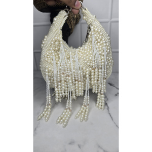 Bolso Batua de noche elegante de calidad superior con detalles florales indios de cuentas de pera - Product Image 1